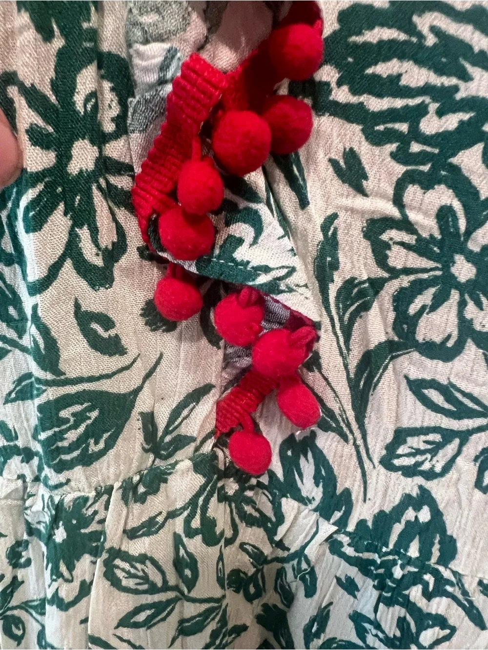 NWT Savanna Jane Green Floral Tunic with Red Embroidery Size Large - Picture 14 of 14